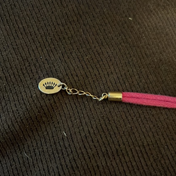 Pink cord and gold juicy couture bracelet with heart charm - Picture 3 of 5
